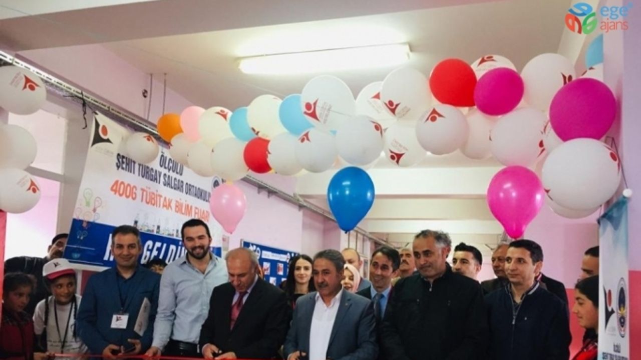 Kars Ölçülü Ortaokulu TUBİTAK 4006 Bilim Fuarı’nın açılışı yapıldı