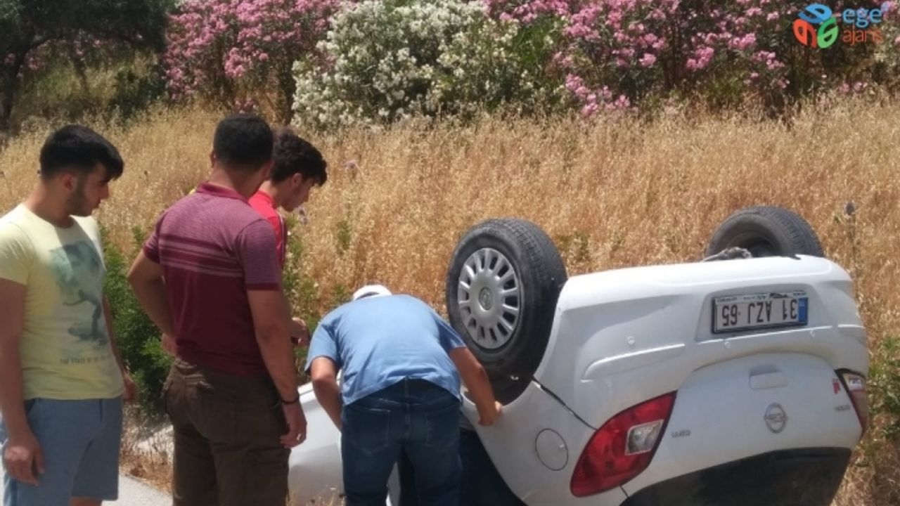 Direksiyon hakimiyeti kaybolan otomobil takla attı: 2 yaralı