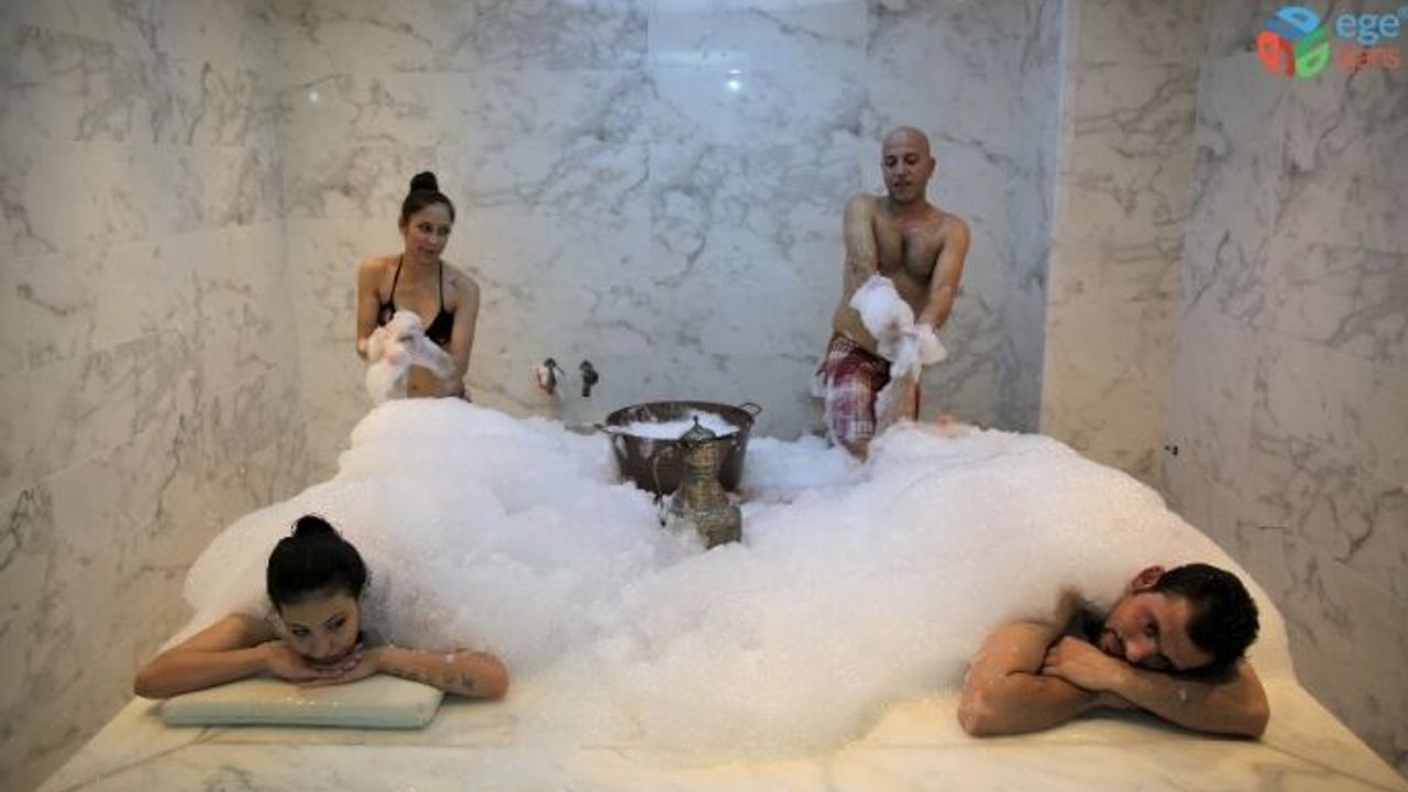 Yabancı turistlerden Türk Hamamı’na yoğun ilgi, bir gelen bir kez daha geliyor