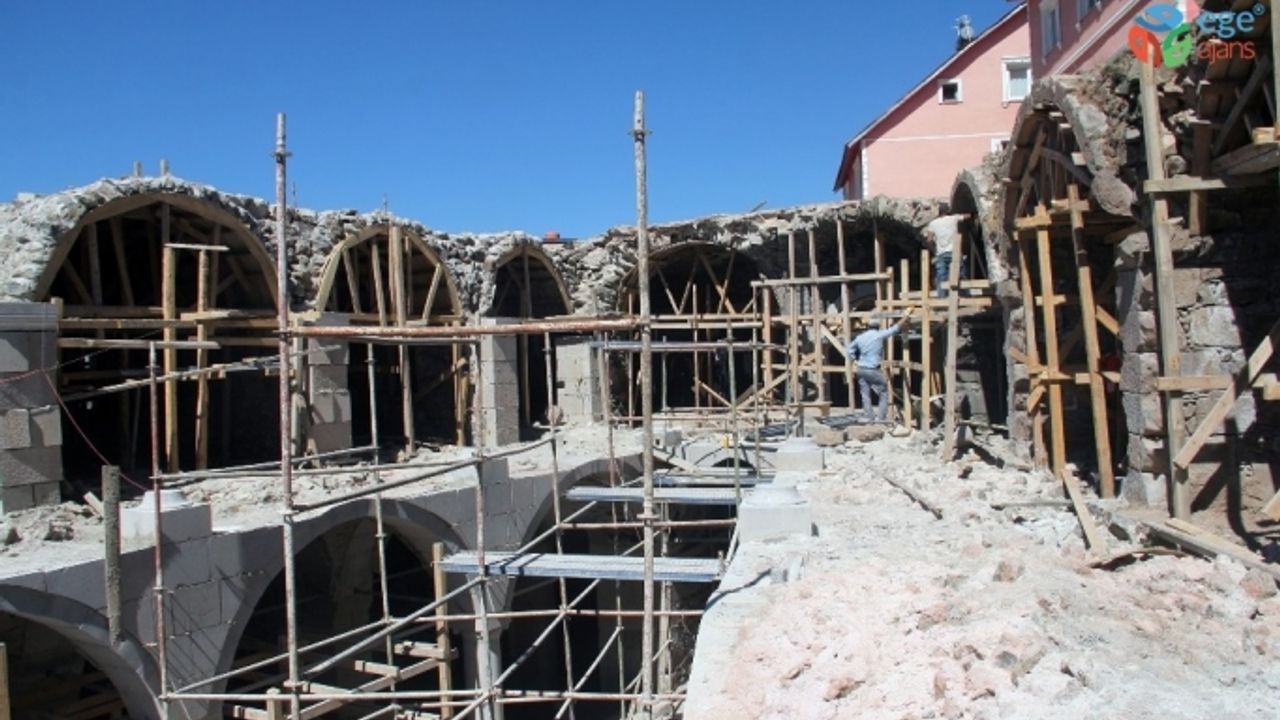 Tarihi Taşhan, restorasyondan sonra otel olarak hizmet verecek