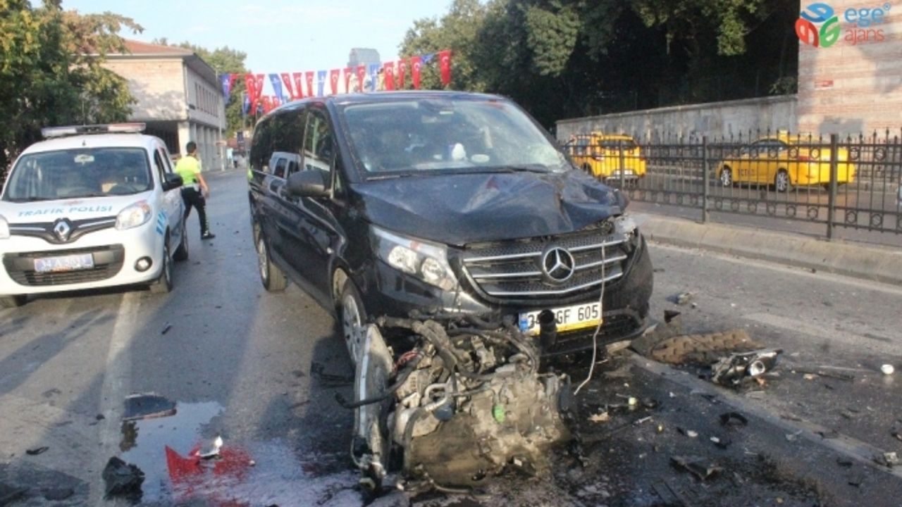 Beşiktaş Meydan’da takla atan araç karşı şeritteki araca çarptı: 1 yaralı