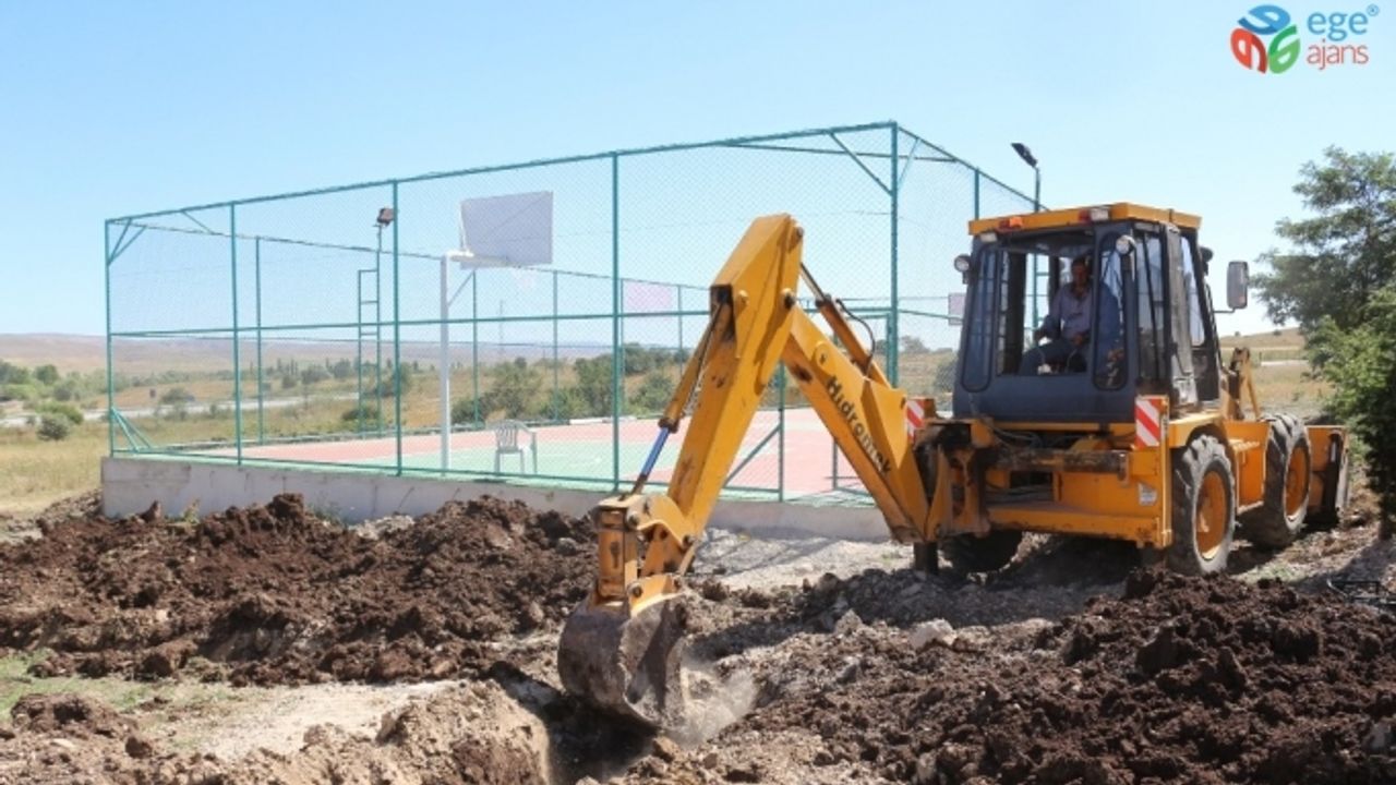 İnönü Belediyesi’nden spor tesislerinde altyapı ve çevre düzenlemesi