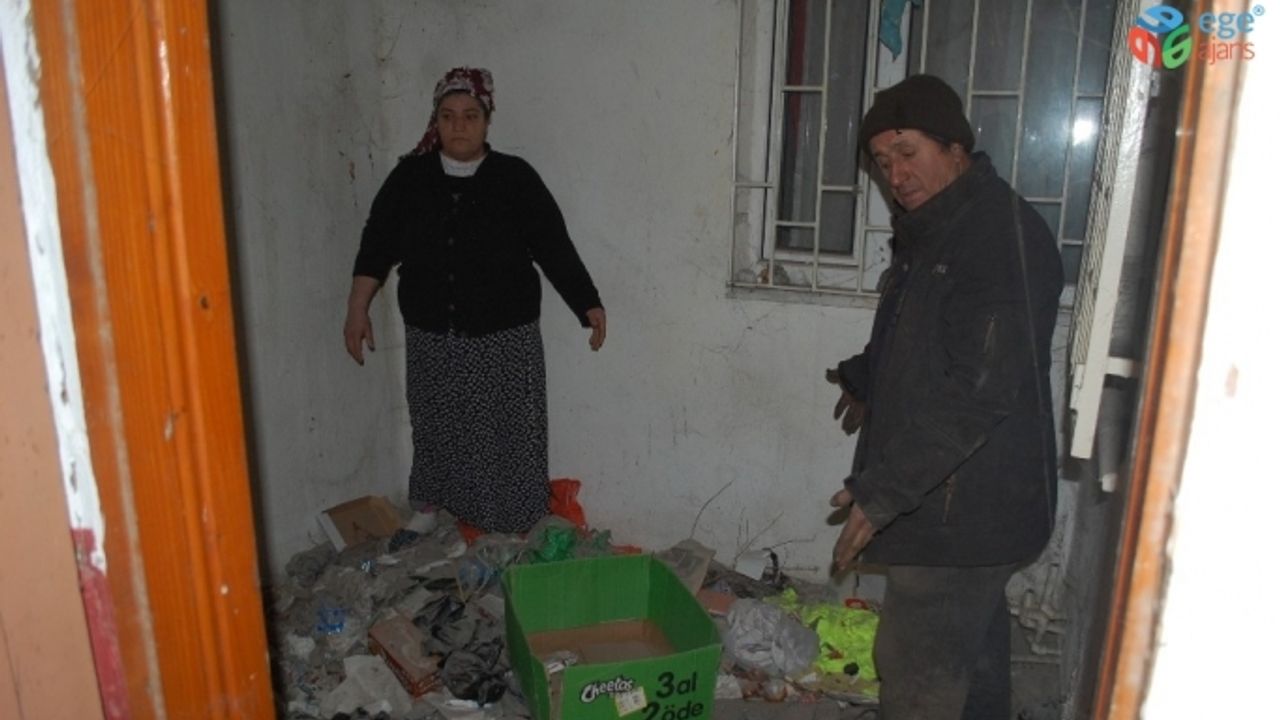 Apartman boşluğuna atılan çöplerden bıkan çift suç duyurusunda bulundu