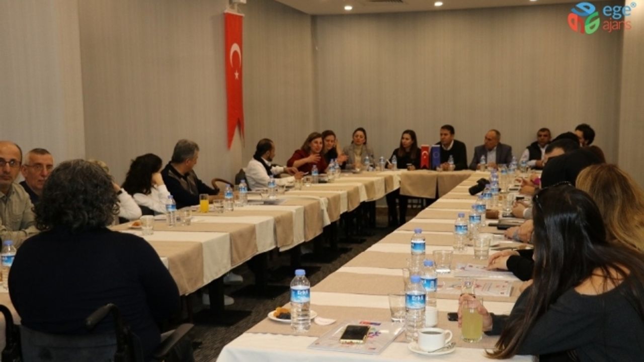 Van’da ‘İşitme Engelli STK’ları Birlikte’ çalıştayı