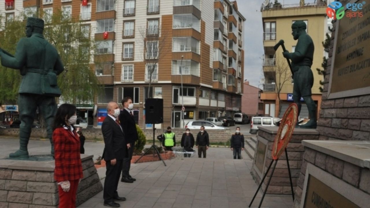 23 Nisan Ulusal Egemenlik ve Çocuk Bayramı sade bir törenle kutlandı
