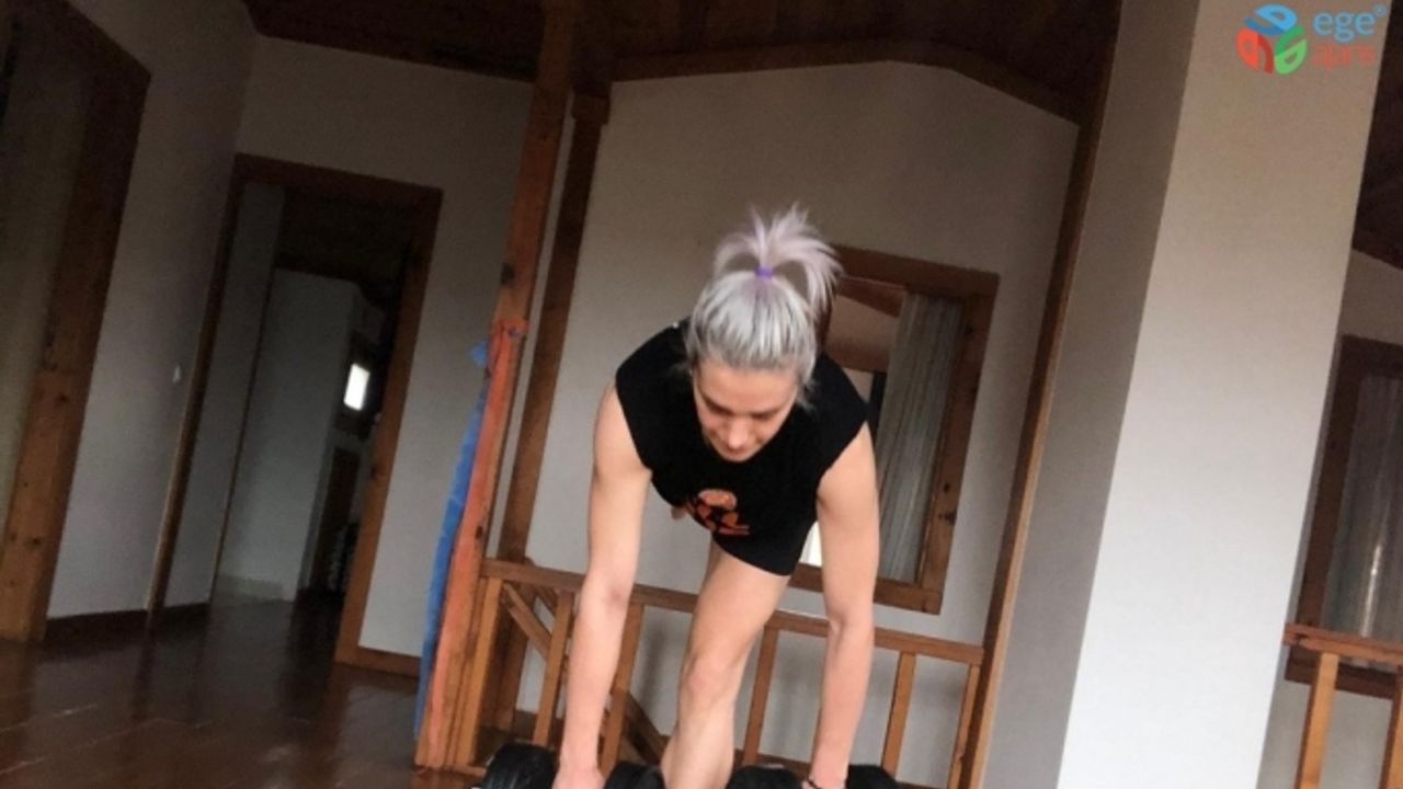 Eczacıbaşı VitrA oyuncusu Ergül Eroğlu: "Evde aktiviteyi ihmal etmeyin"