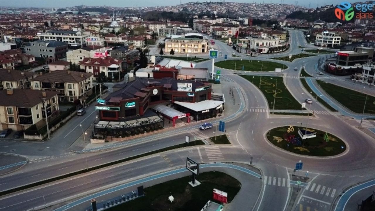 Serdivan Kafeler Caddesi ve çevresi havadan görüntülendi
