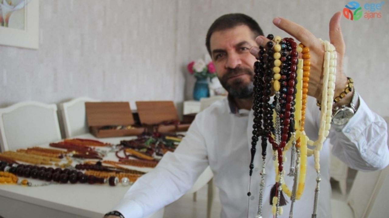 12 yıl önce başlayan tespih merakı koleksiyona dönüştü