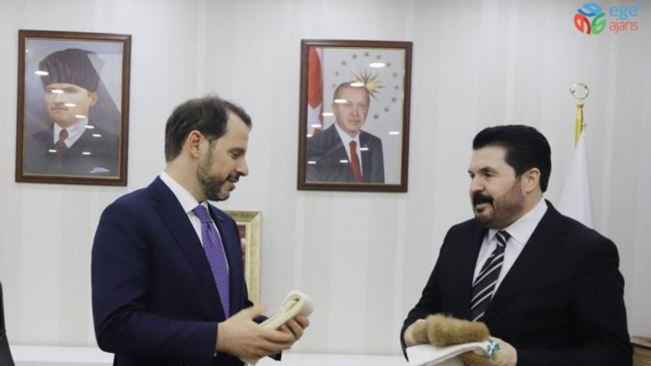 Ağrı Belediye Başkanı Sayan’dan Bakan Albayrak’a destek mesajı