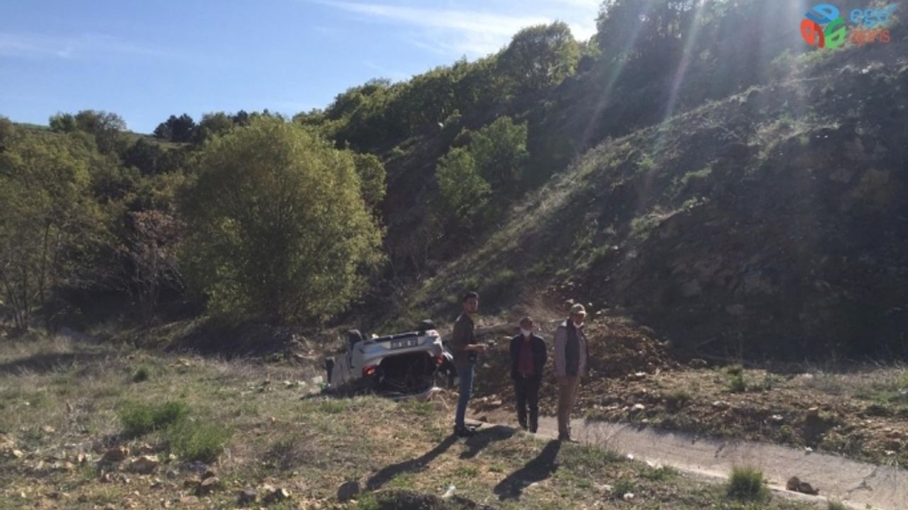 Otomobil takla attı, sürücü kazayı yara almadan atlattı
