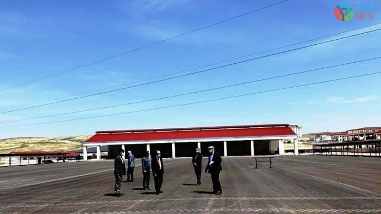 Vali Epcim ile Başkan Pekmezci, yapımı devam eden tarım yerleşkesini inceledi