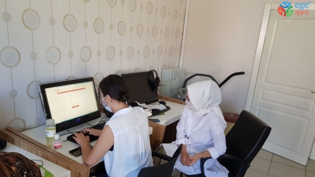 Büyükşehir’in üniversite tercihi yapacak adaylara verdiği tercih desteği devam ediyor