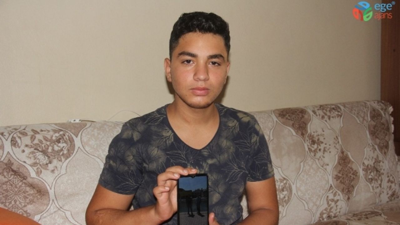 Cep telefonunu gasp ettikleri çocuğu sulama kanalına attılar
