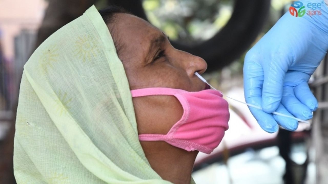 Hindistan’da son 24 saatte 75 bin korona vakası doğrulandı