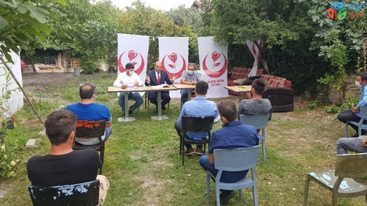 Artan korona virüs nedeniyle partiler kongrelerini açık havada yapmaya başladı