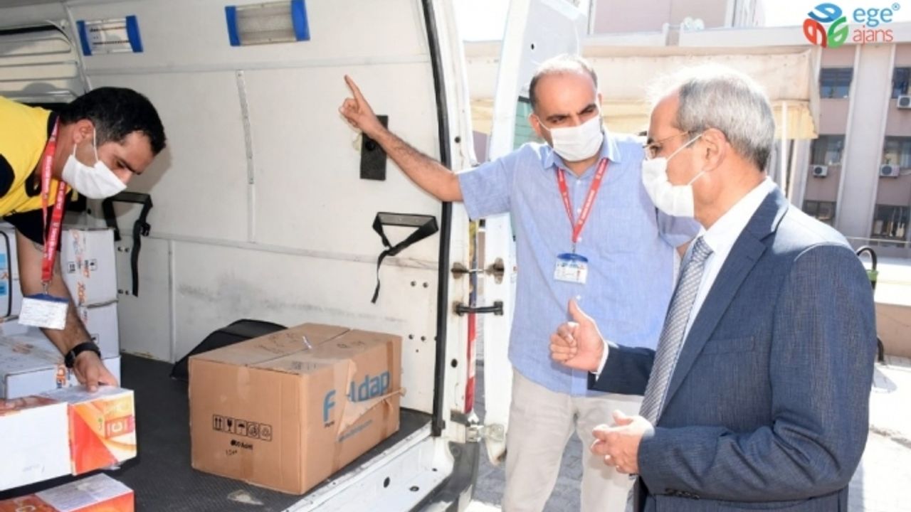Başkan Bozdoğan’dan sağlık çalışanlarına N95 maske, siperlik ve vitamin desteği