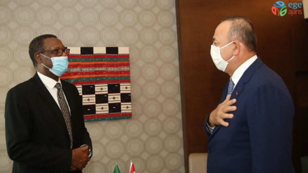 Çavuşoğlu, Afrika Birliği Mali Yüksek Temsilcisi Buyoya ile görüştü