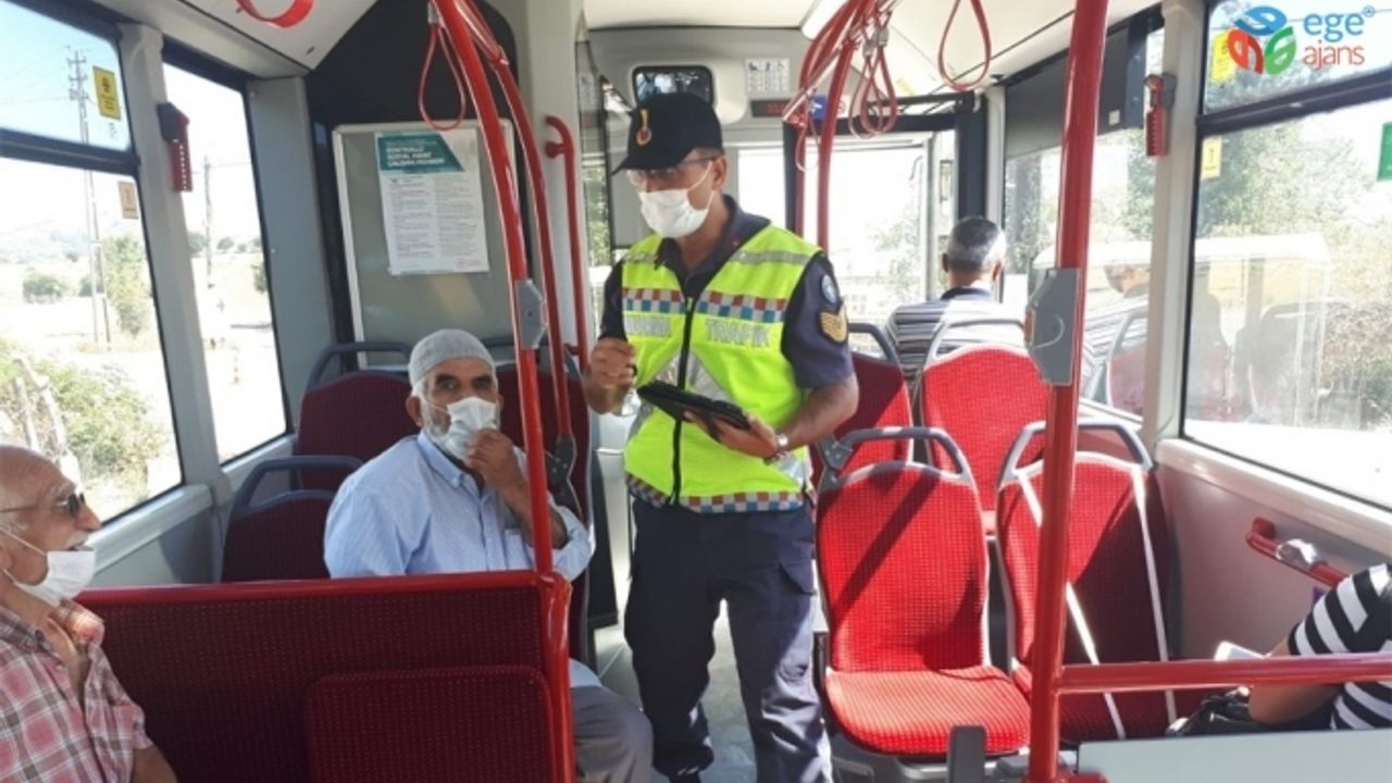 Jandarmanın ’virüs’ denetimlerinde 38 araç ve sürücüye ceza