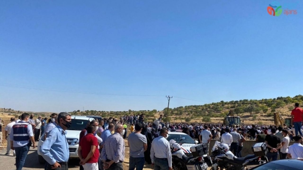 Mardin’deki kazada hayatını kaybeden vatandaşlar son yolculuğuna uğurlandı