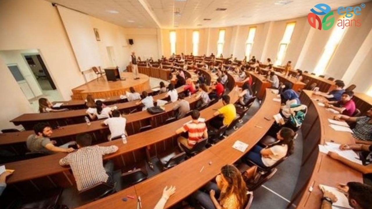 ÜNİVERSİTELER YÜZ YÜZE EĞİTİME Mİ GEÇİYOR?