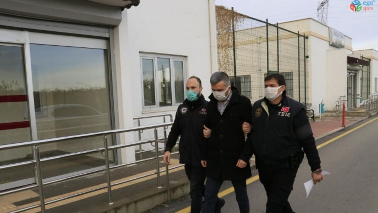 Adana’da FETÖ’ye finansal destek sağlayan 3 kişi operasyonla yakalandı