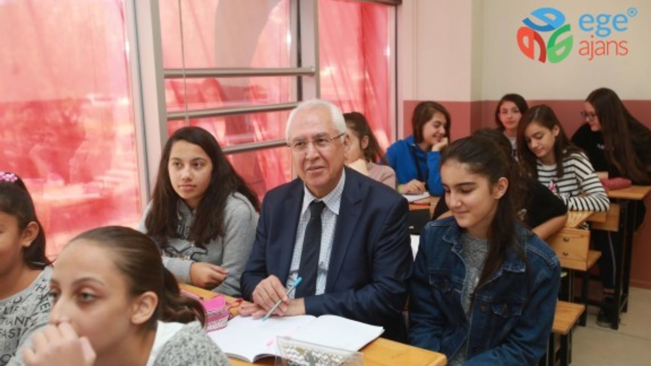KARABAĞLAR BELEDİYESİ EĞİTİMDE FIRSAT EŞİTLİĞİ YARATIYOR.