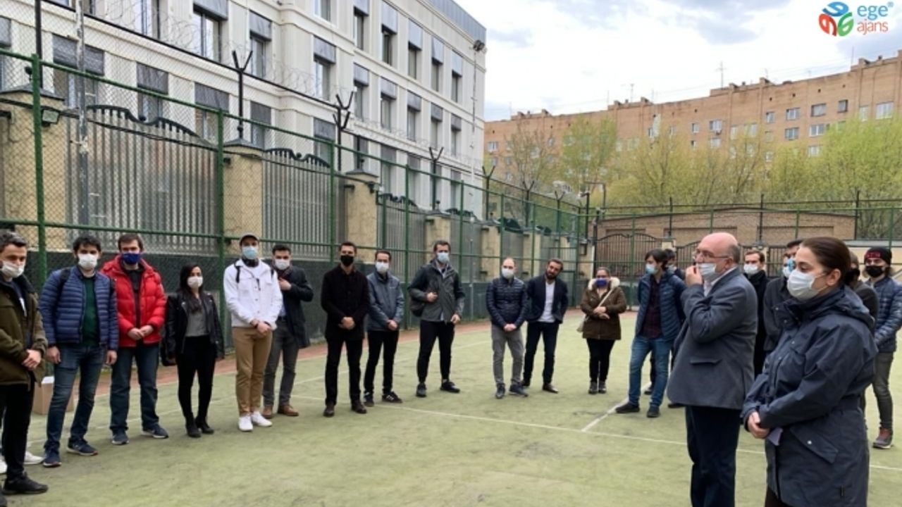 Moskova’daki Türkiye Büyükelçisi, Akkuyu Nükleer A.Ş. eğitim programına katılan öğrencilerle buluştu