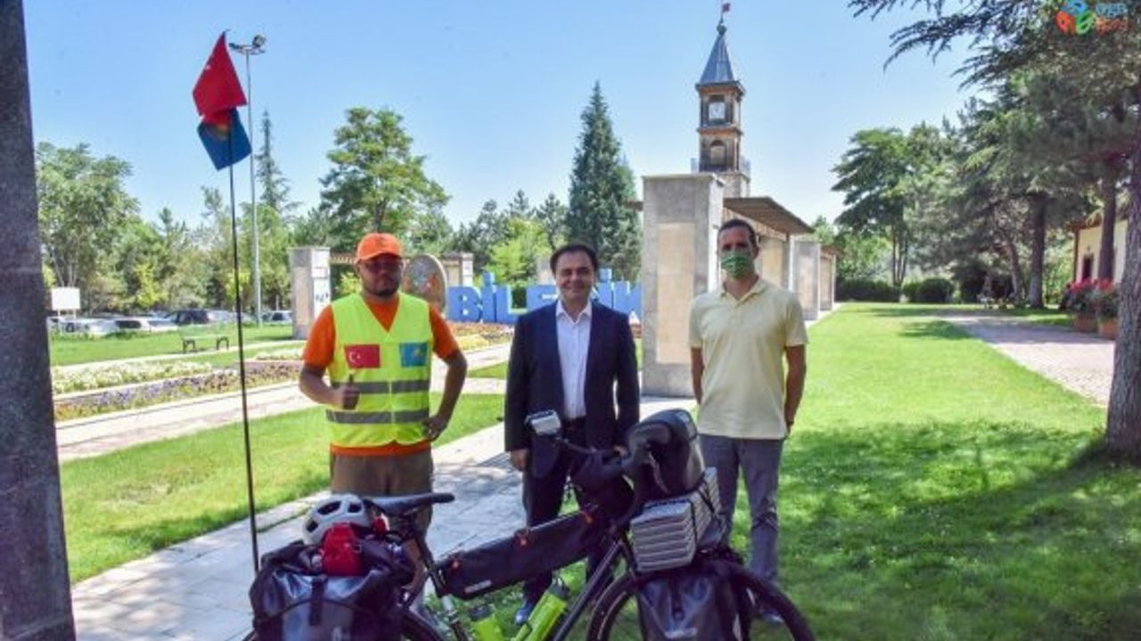 Bisikletiyle 2 bin 500 kilometrelik yol kat edecek