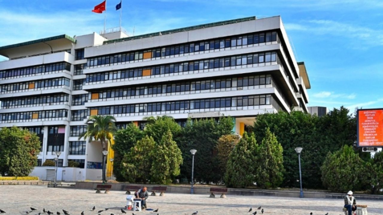 Büyükşehir, yıkım sonrası danışılacak 16 kişiyi açıkladı!
