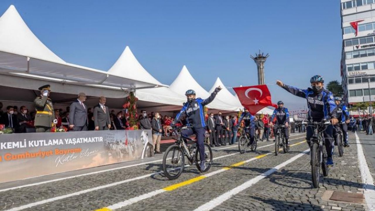 98 yıldır aynı gurur ve heyecanla