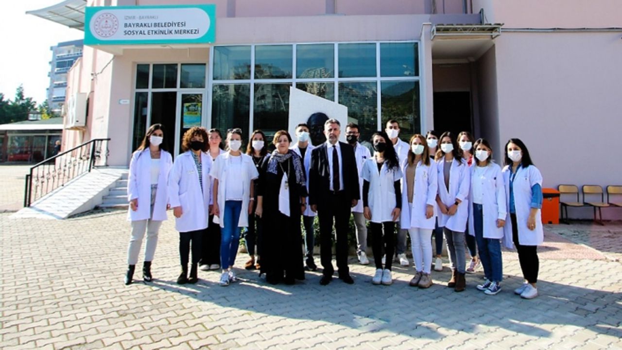 Başkan Sandal: Bayraklı'daki her çocuğun elinden tutacağız