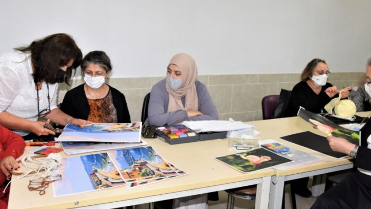 Bornova’da yüz yüze kurslar başladı