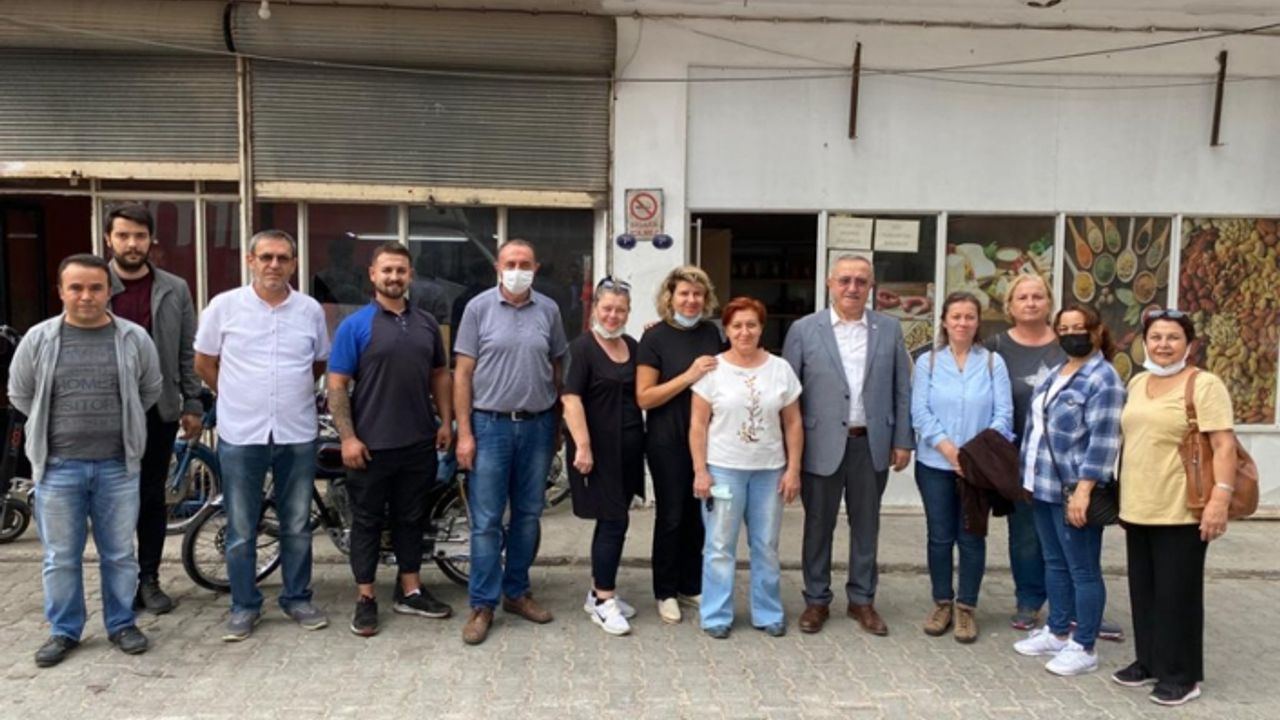 CHP Gaziemir'den esnafa 'yanınızdayız' mesajı