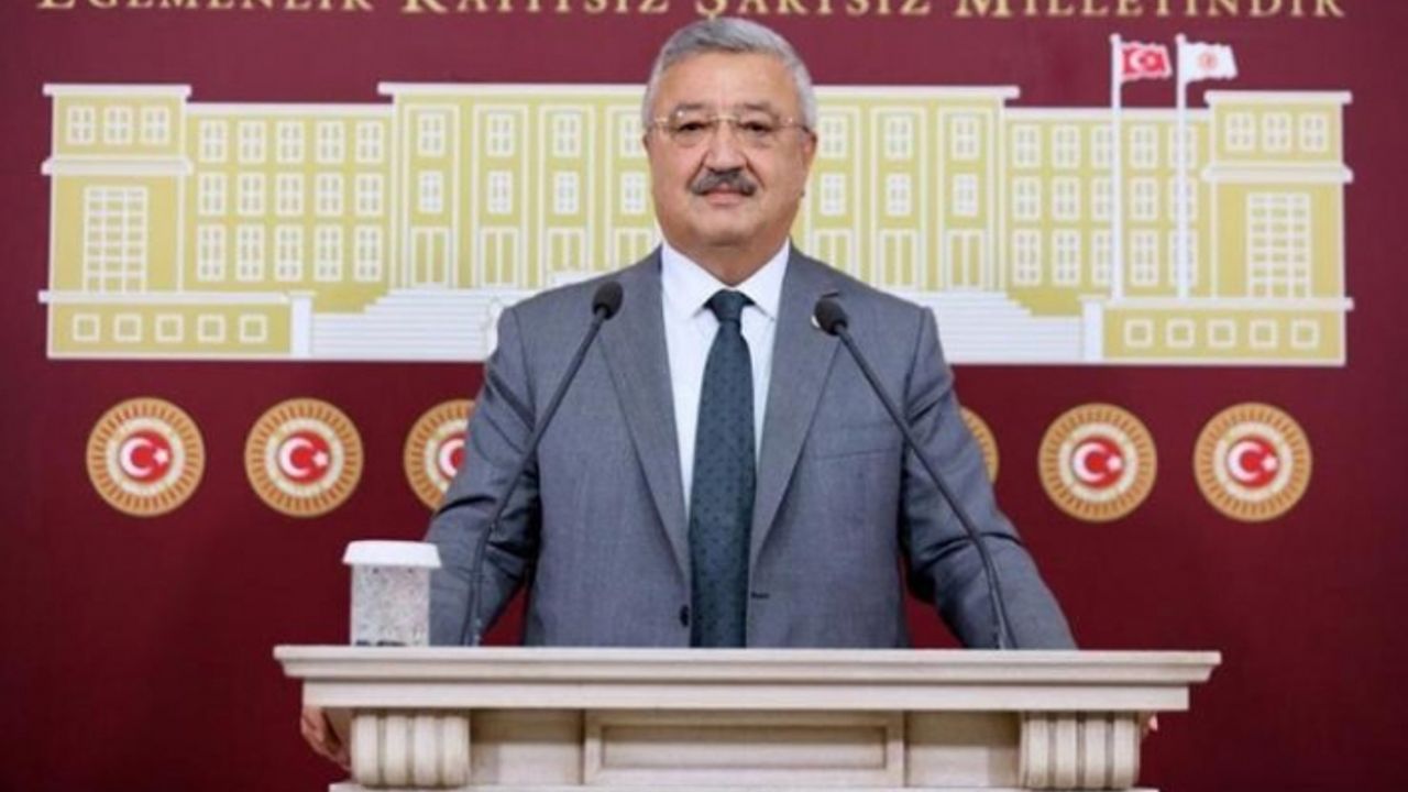 AK Parti İzmir Milletvekili Nasır'dan Büyükşehir Belediyesi'ne tepki