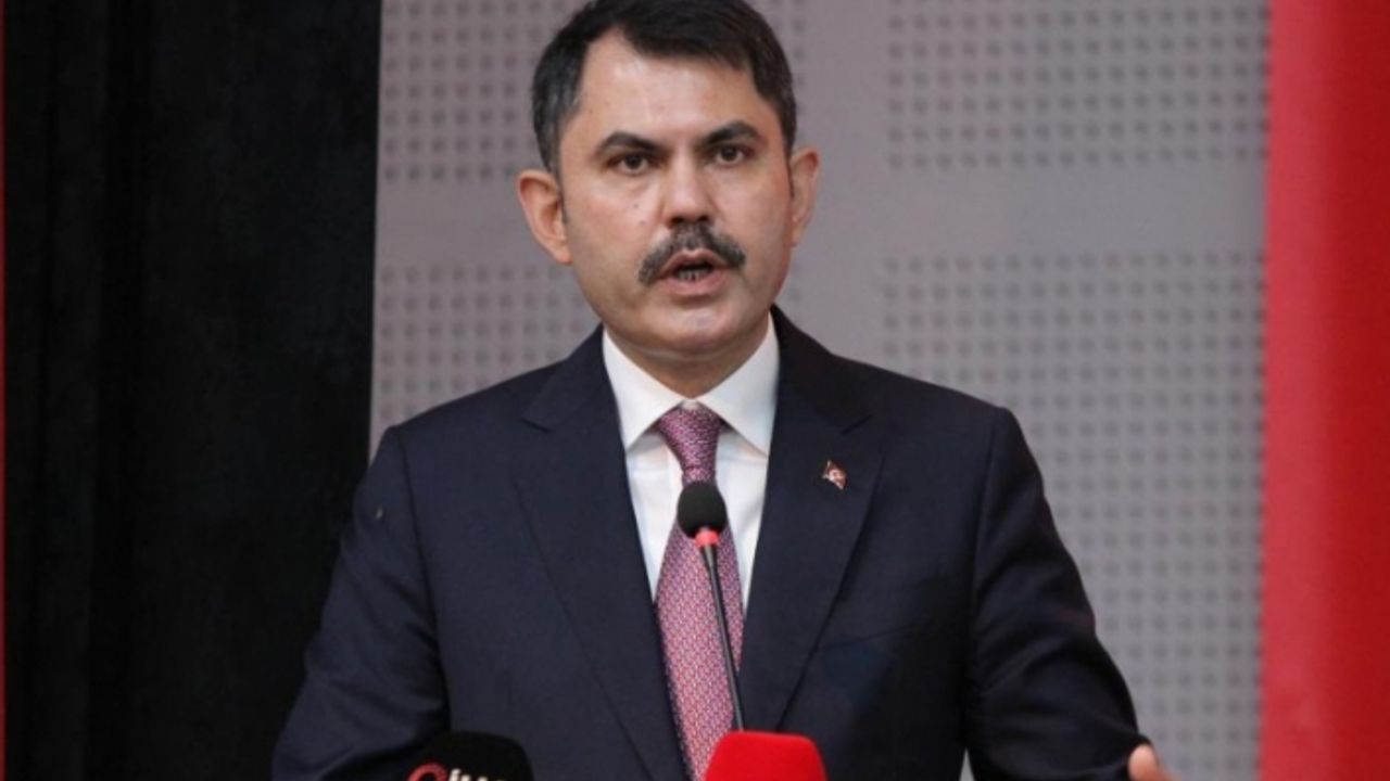 Bakan Kurum'dan İzmir'deki deprem konutları için tarih verdi