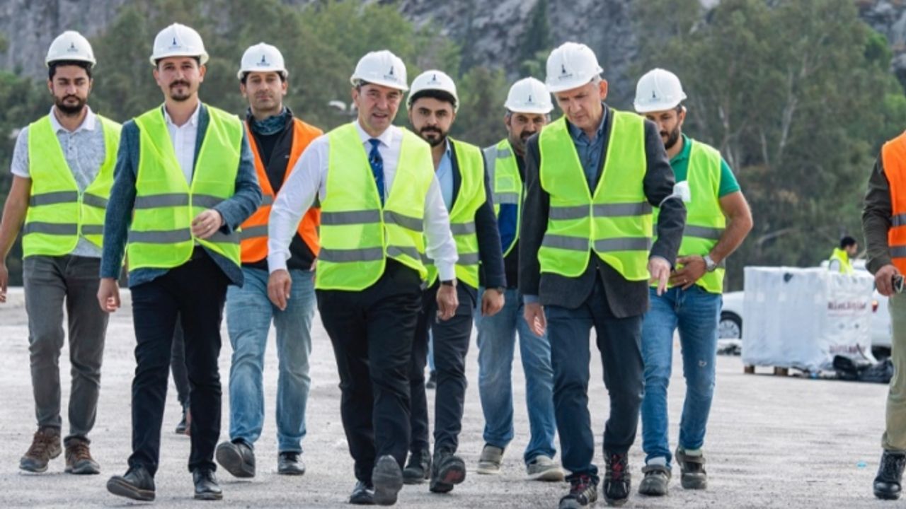 Başkan Soyer viyadük inşaatından müjde verdi