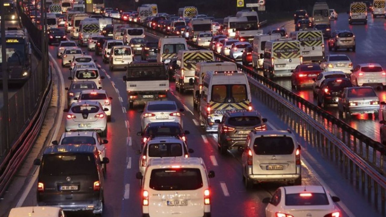 Benzinli ve dizel araçlara veda tarihi belli oldu