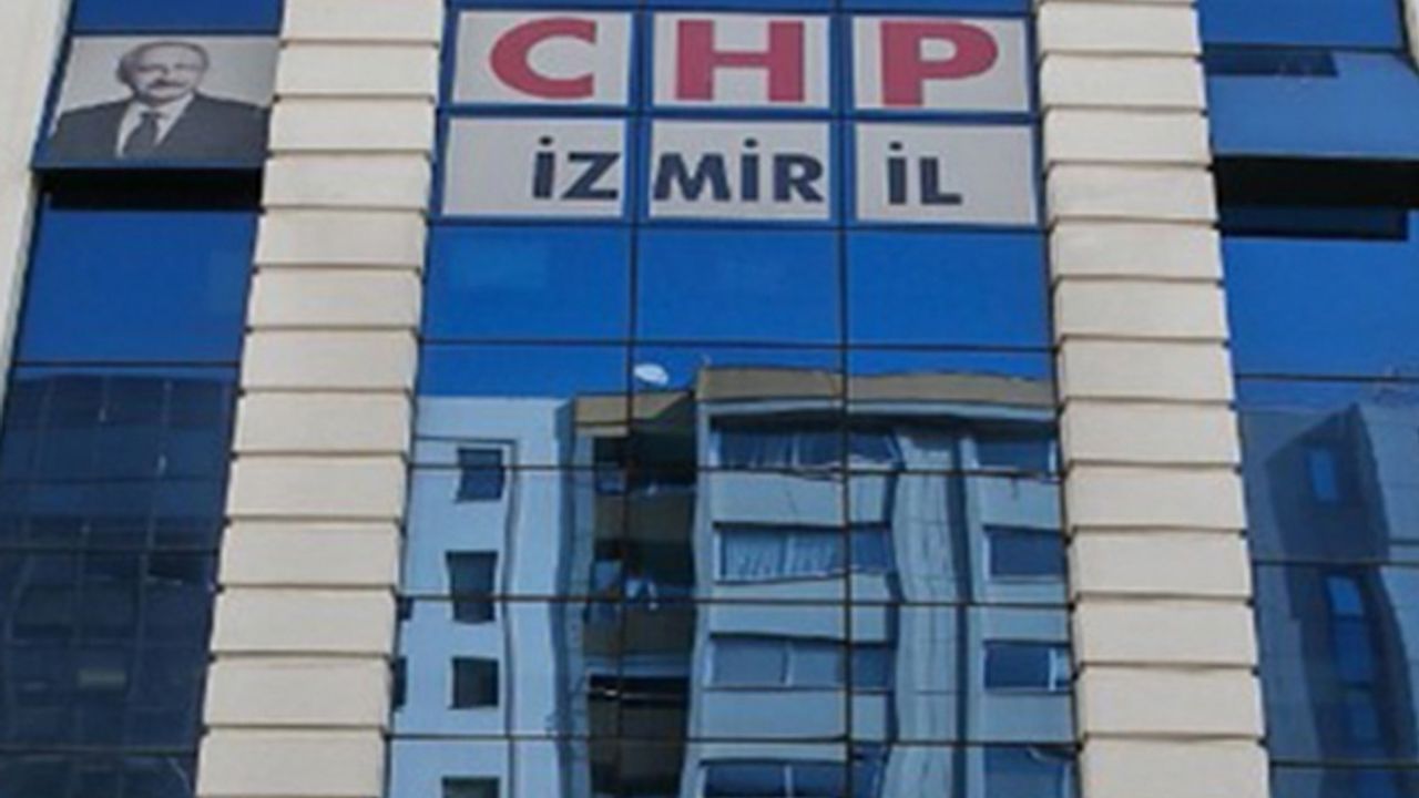 CHP İzmir’de kritik görüşme: İlçe Başkanının hakaret iddiaları gündemde