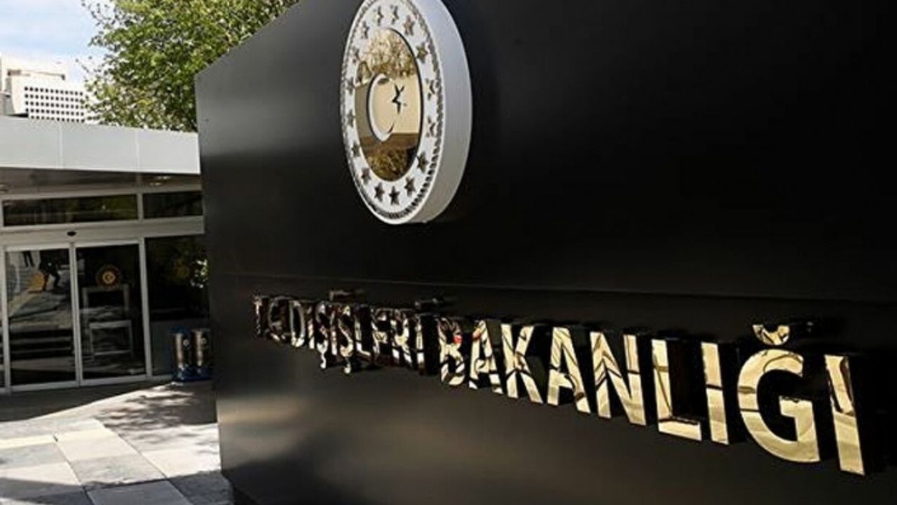 İzmir'in iki fahri konsolosu görevden alındı