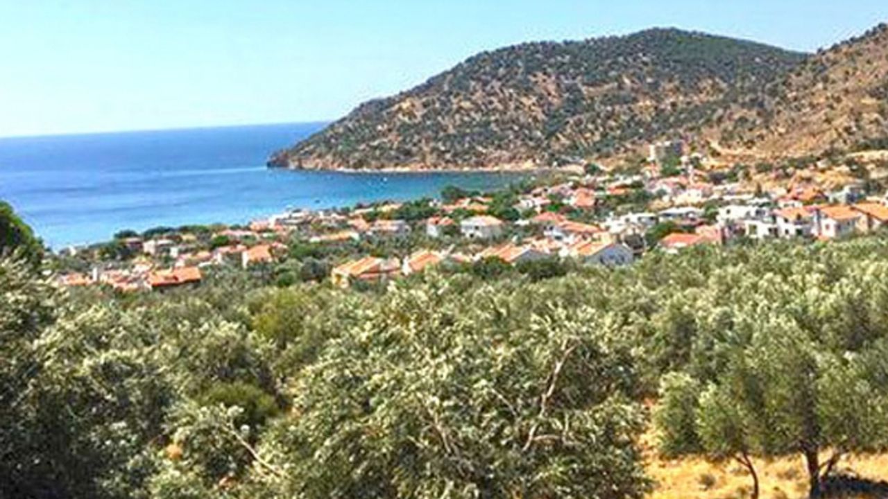 İzmir’in tatil cennetinde ormanlık alana hem RES hem de GES!