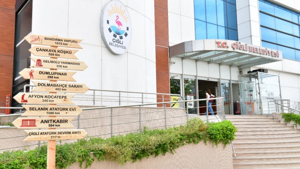 Çiğli tarihinde bir ilk: Kadın müdür sayısı 12’ye yükseldi