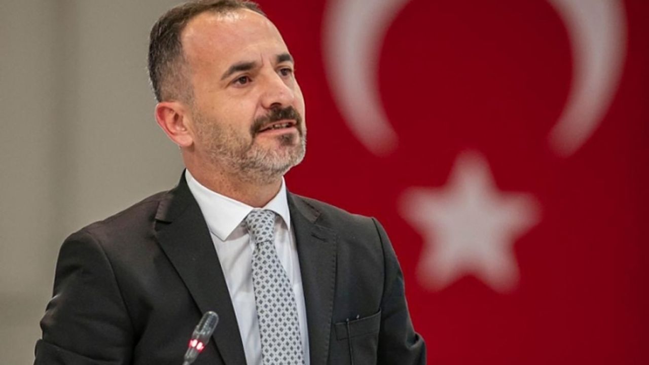 AK Partili Hızal’dan Başkan Soyer’in eleştirilerine jet yanıt!