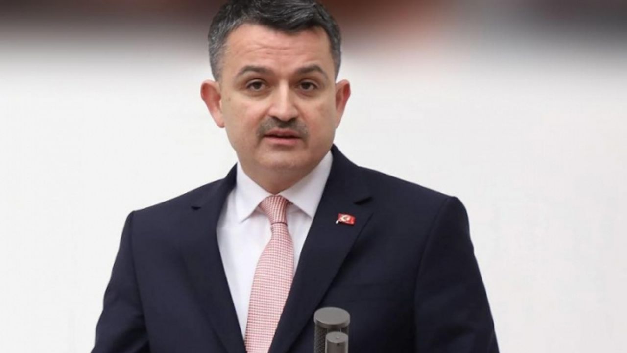 Bakan Pakdemirli'den Bornova'da semt pazarındaki olaya kınama mesajı