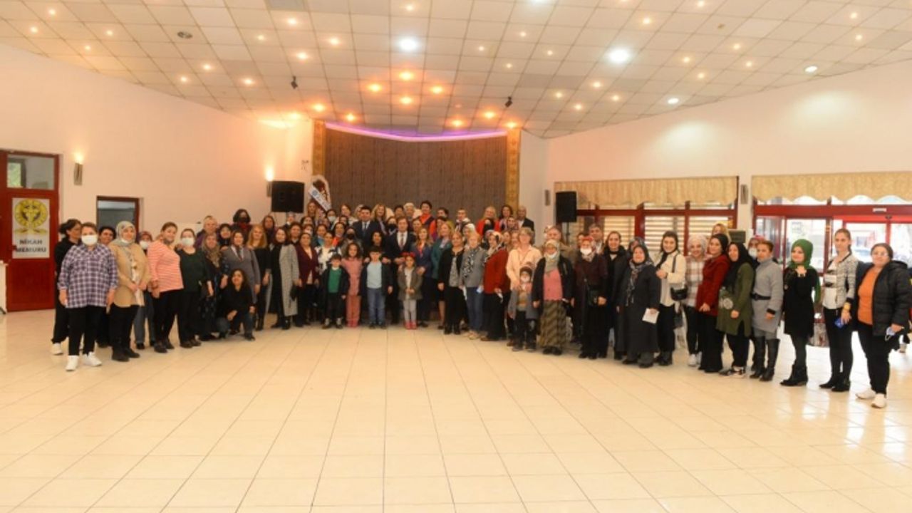 CHP, Demokrat Kadınlarla buluştu!... Yücel'den kadın cinayetleri çıkışı!