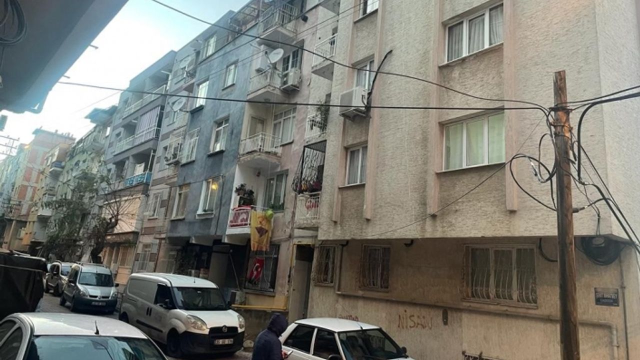 Havalandırma boşluğuna düşen çocuk ağır yaralandı