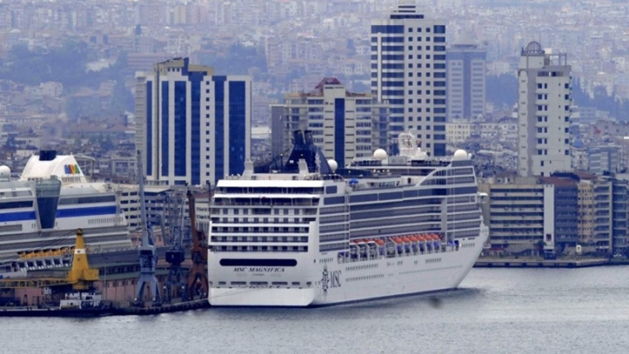 İzmir’in kruvaziyer hasreti sona eriyor