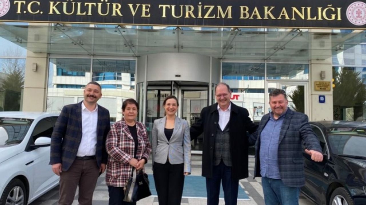 Başkan Sengel'den Efes Selçuk'a 'otopark' müjdesi