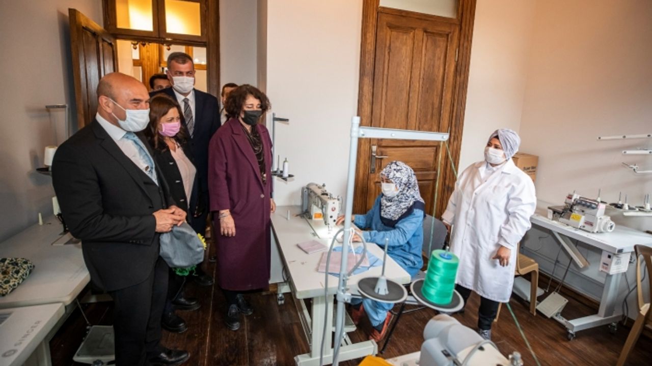 İzmir Büyükşehir Belediyesi 6 Masal Evi daha açıyor