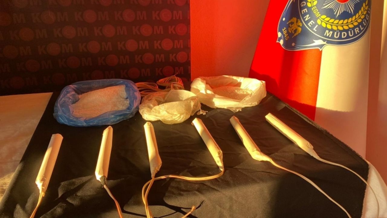 İzmir'de kaçak kazı operasyonunda çok sayıda patlayıcı ele geçirildi