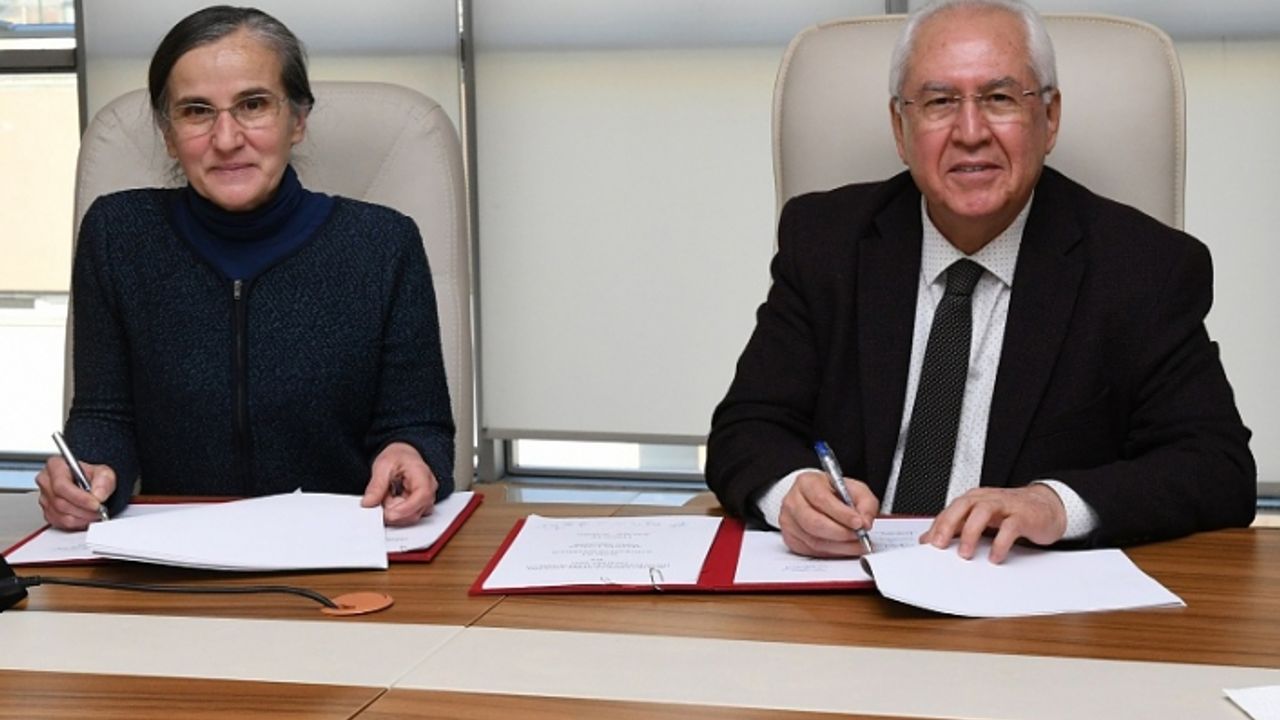 Karabağlar'da memurların SDT sevinci: Yüzde 33 zam